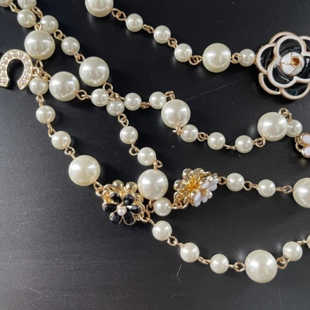 Black & White Pearl Long Baroque Necklace with Floral Charms - Picture 2 of 4